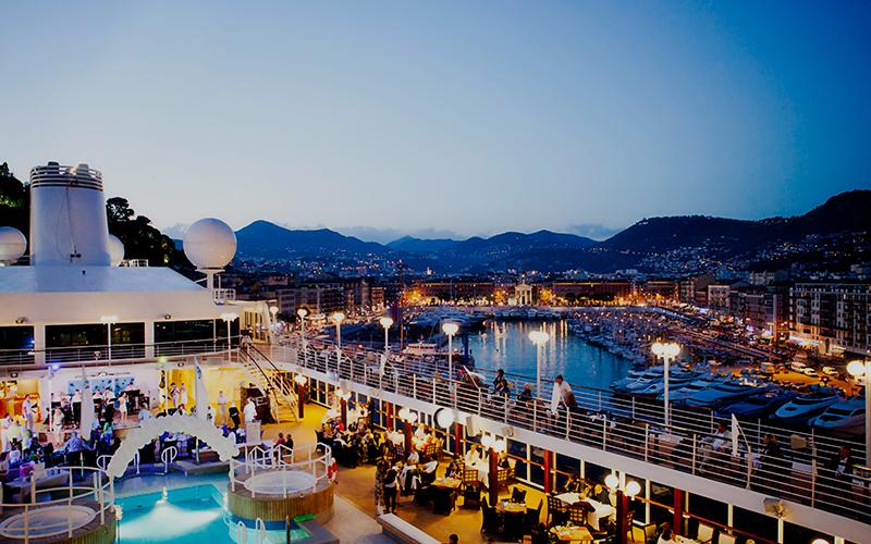 Azamara 2025 World Voyage - background banner